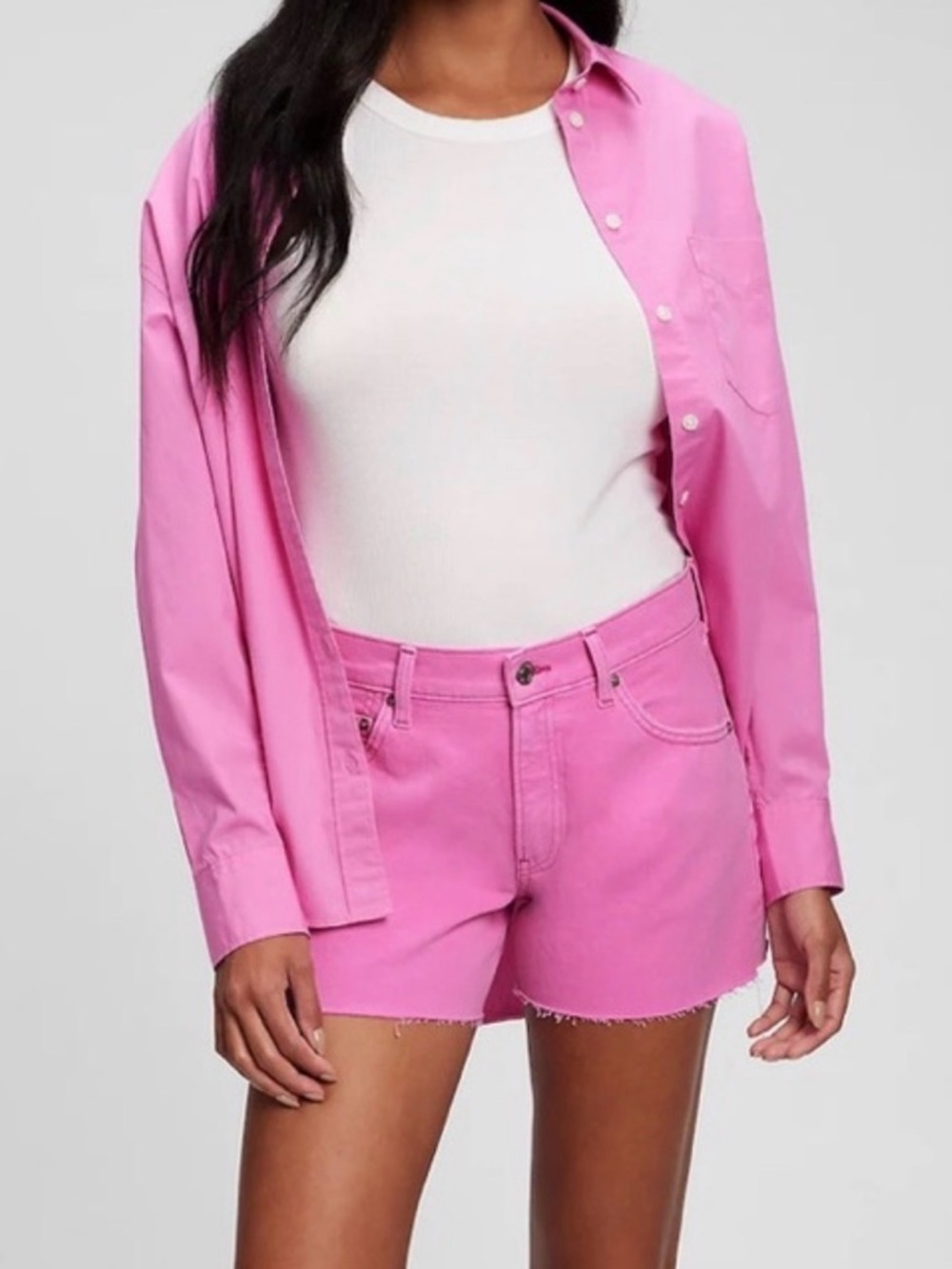NWT Gap Low Stride “India Pink” Denim Shorts - Size 8/29
